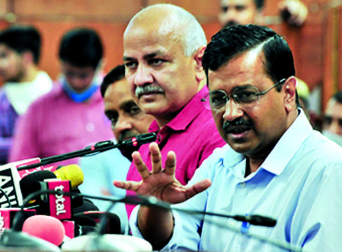 Assault on chief secy: Kejriwal, Sisodia get clean chit from court