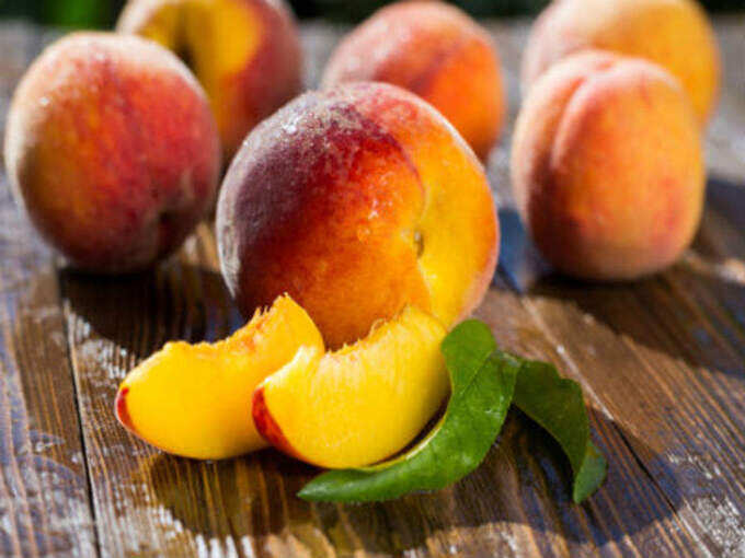 Fruits For Diabetes: ரத்தத்தில் சர்க்கரை அளவு அதிகரிக்காமல் இருக்க மழைக்காலத்தில் சாப்பிட வேண்டிய பழங்கள் என்னென்ன... 6 samayam tamil Tamil News Spot