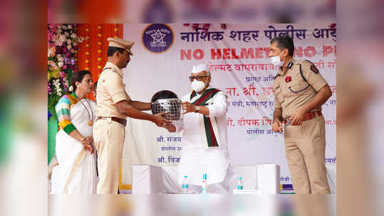 no helmet, no petrol: नाशकात ‘नो हेल्मेट, नो पेट्रोल’ मोहीम सुरू; पालकमंत्री छगन भुजबळ म्हणाले...