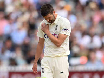 Mark Wood Shoulder Injury: इंग्लैंड को लगा बड़ा झटका, तीसरे टेस्ट से बाहर हो सकते हैं चोटिल मार्क वुड 