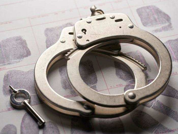 Mumbai_ Crime branch arrests three in connection to hoax bomb call in four locations, including Amitabh Bachchans house