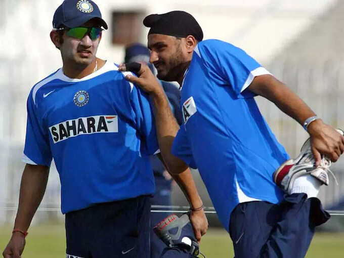 Gautam Gambhir Jan Rasoi: गौतम गंभीर ने खोली तीसरी 'जन रसोई', एक रुपये में भरेगा गरीबों का पेट, हरभजन सिंह ने किया सैल्यूट Gautam Gambhir Jan Rasoi: गौतम गंभीर ने खोली तीसरी जन रसोई, एक रुपये में भरेगा गरीबों का पेट, हरभजन सिंह ने किया सैल्यूट
