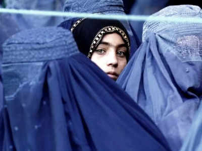 महिलाओं को काम पर वापस बुला रहा तालिबान, कहा- नौकरी से कोई ऐतराज नहीं 