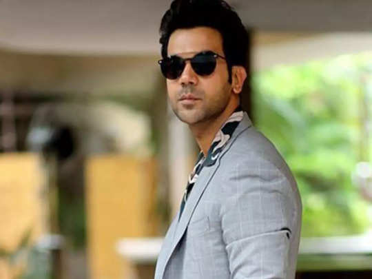 Rajkummar Rao Birthday Special Story: Rajkummar Rao Revealed He Was Beaten Up By 25 People - राजकुमार राव की 25 लड़कों ने की थी पिटाई, गिड़गिड़ाकर कहा- ऐक्टर बनना है मुंह पर मत मारना