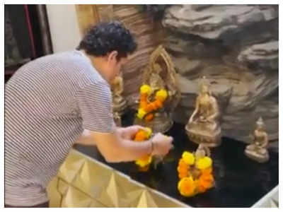 गणपति बप्पा मोरया... सहवाग ने दिखाई बाल गणेश की मूर्ति, तेंडुलकर ने शेयर किया पूजा का पूरा वीडियो 