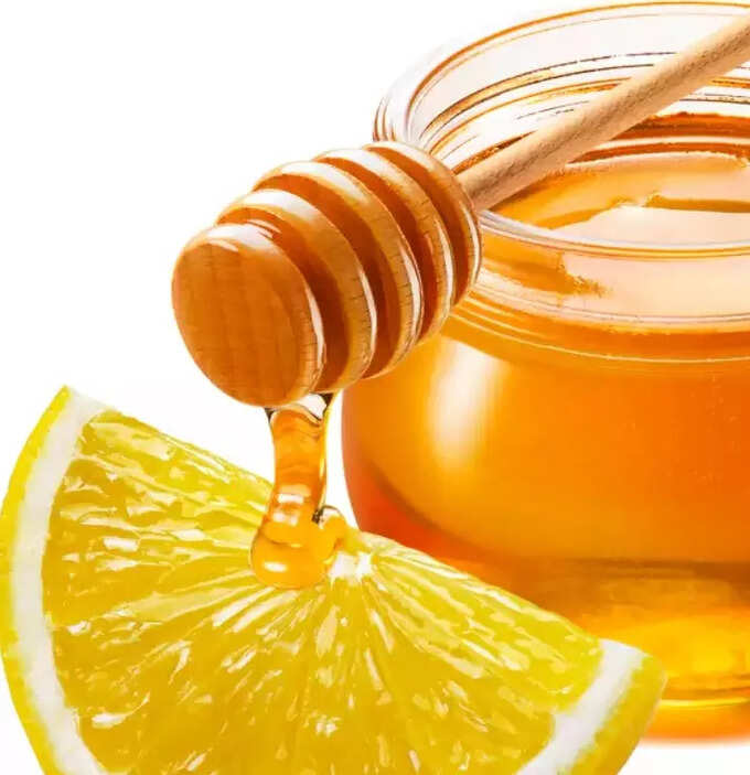 homemade face packes for dark spots in tamil: வெங்காயமும் பூண்டும் வெச்சி கரும்புள்ளியை போக்க முடியுமாம், இப்படி யூஸ் பண்ணுங்க! 3 samayam tamil Tamil News Spot