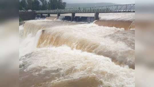 कोल्हापूर : राधानगरी धरणाचे ४ दरवाजे उघडले; नद्यांच्या पाणी पातळीतही मोठी वाढ