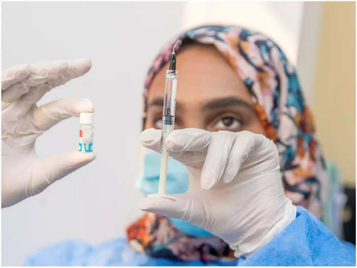 Booster dose vaccine for people Qatar