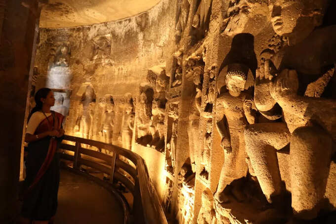 mp supriya sule sees the beauty of caves mp supriya sule sees the beauty of caves