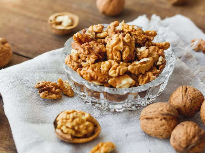 soaked nuts eating benefits: தினமும் காலை எழுநு்ததும் ஏன் ஊறவைத்த நட்ஸ்களை சாப்பிட வேண்டும்... இனி தினம் சாப்பிடுங்க... 4 samayam tamil Tamil News Spot