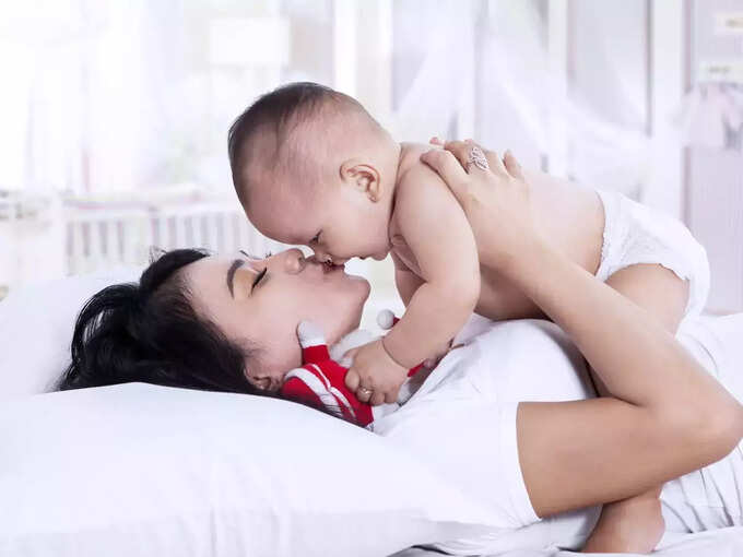 sleeping tips for infants in tamil: பிறந்த குழந்தை முதல் மூன்று மாதம் வரை எப்போது அதிக நேரம் தூங்குவார்கள், பகலிலா அல்லது இரவிலா? 7 samayam tamil Tamil News Spot