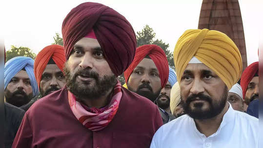 navjot singh sidhu : सिद्धू वठणीवर! काँग्रेस हायकमांडच्या दट्ट्यानंतर मुख्यमंत्र्यांशी चर्चेस तयार