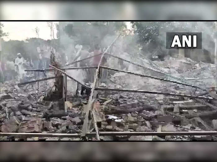explosion at an illegal cracker factory in kairana shamli