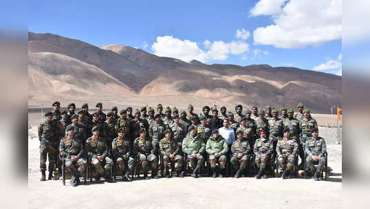 army chief visits ladakh : विश्वासघाती चिन्यांची वळवळ; लष्कर प्रमुख दोन दिवसांच्या लडाख दौऱ्यावर