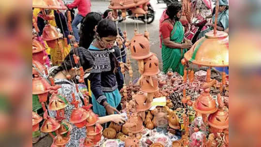 सणांमुळे बाजारपेठा उत्साहात