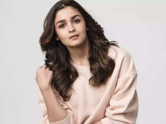 Alia Bhatt Alia Bhatt