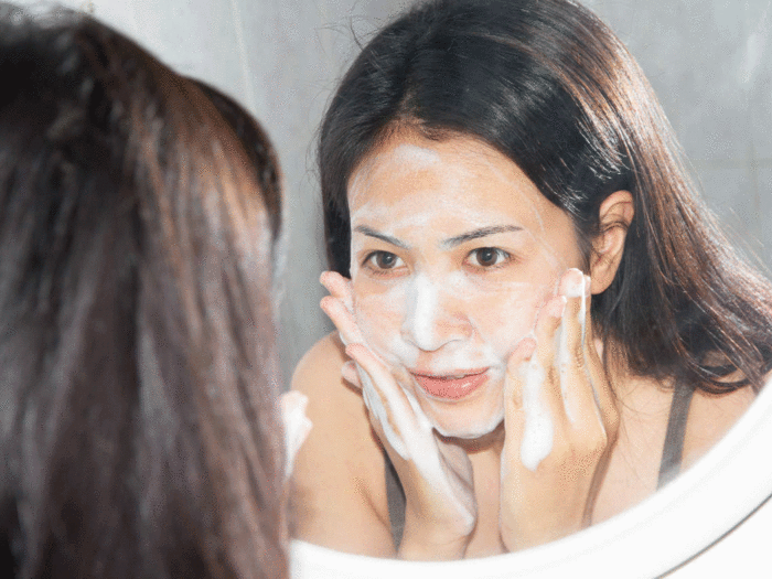 skin care benefits of besan or gram flour for glowing clean and flawless skin