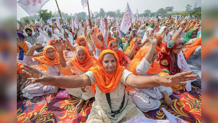 देशभरात शेतकऱ्यांचा रेल रोको : लखनऊमध्ये कलम १४४ लागू (प्रातिनिधिक फोटो)