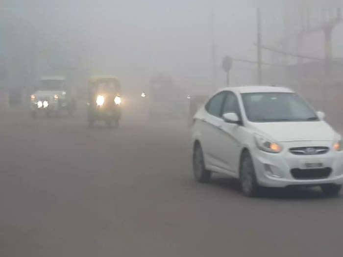 आतिशबाजी के बाद पॉल्यूशन से हुआ बुरा हाल, जयपुर, जोधपुर और उदयपुर में जानिए कितना बढ़ा प्रदूषण
