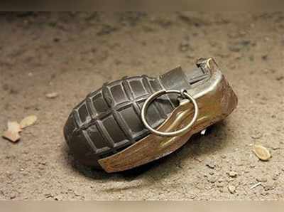 श्रीनगर में पुलिस टीम पर ग्रेनेड हमला, पुलिसकर्मी और एक नागरिक घायल, सर्च ऑपरेशन जारी 