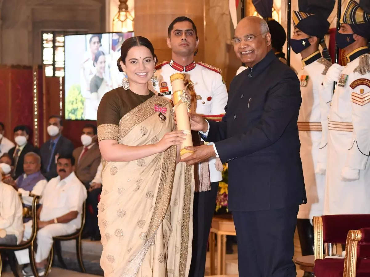 kangana ranaut latest news: Take PadmaShri Back From Kangana Ranaut  Opposition Parties Demand Over Real Freedom In 2014 Comment - MCE Zone