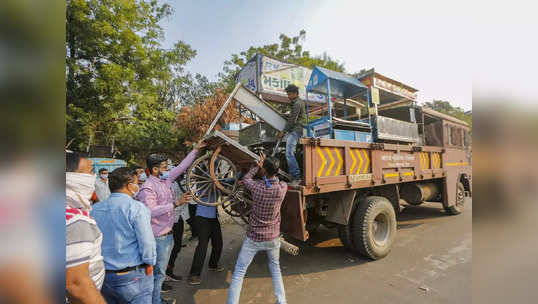 Gujarat: गुजरातमध्ये रस्त्यांवर मांसाहार विक्रीला बंदी, स्टॉल्स-हातगाड्यांवर कारवाई