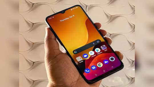 Latest Smartphones : या स्मार्टफोन्समध्ये इन-डिस्प्ले फिंगरप्रिंट सेन्सरसह दमदार कॅमेरा सेटअप, पाहा लिस्ट