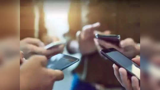 Smartphone Tips : तुमच्या स्मार्टफोनमध्ये व्हायरस आहे हे 'असे' ओळखा, पाहा स्टेप्स