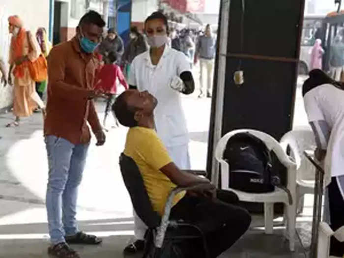 ओमायक्रॉननं चिंता वाढवली; चार संशयित रुग्ण मुंबईतील सेव्हन हिलमध्ये दाखल