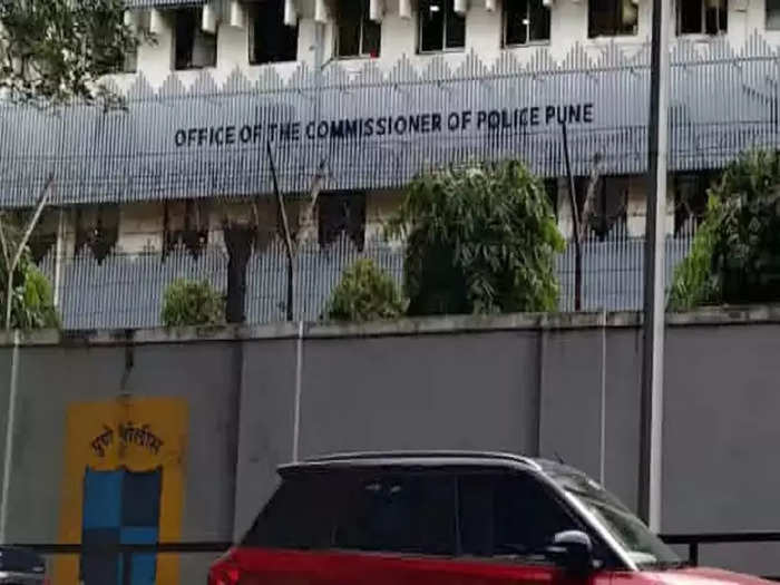 pune police s