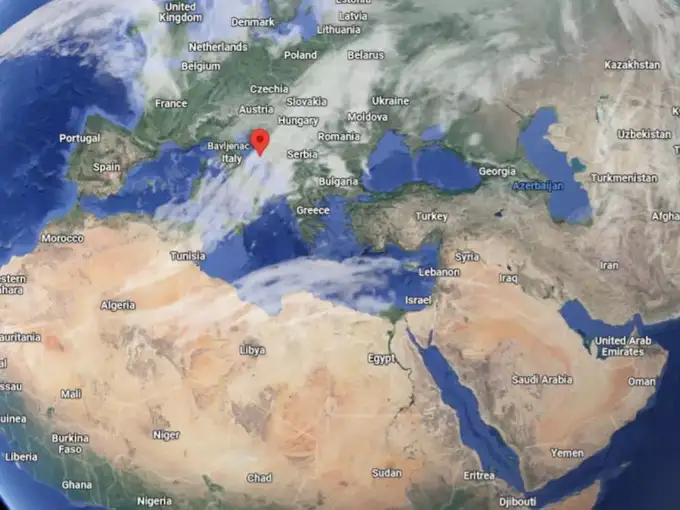 ఏలియన్స్ నిర్మించారా?