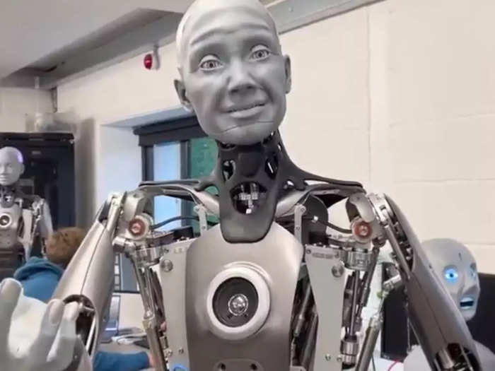 watch video of robot giving reaction like humans
