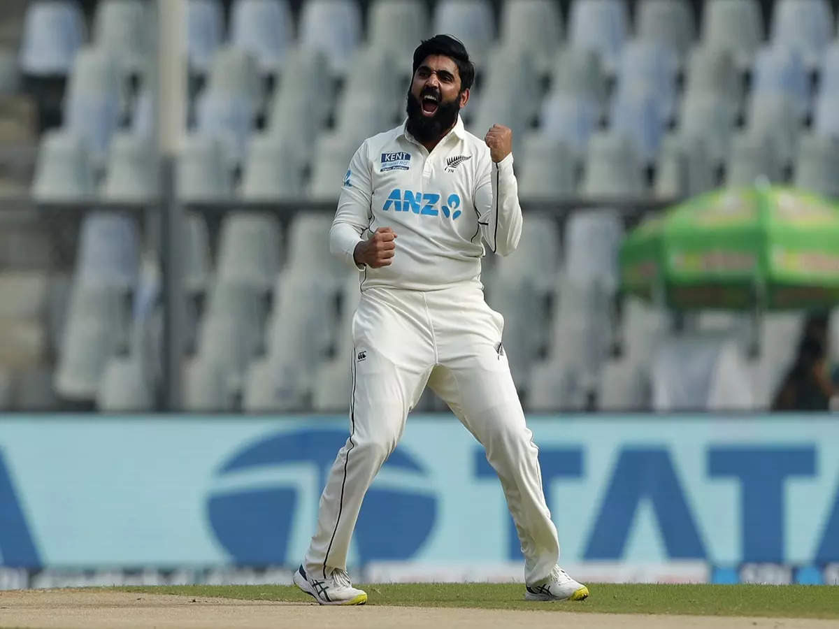 Ajaz Patel Twitter account: please verify ajaz patel account ashwin plea to  twitter after his ten wicket historical performance: डियर ट्विटर... अब एजाज  का अकाउंट वेरिफाई कर दो, 10 विकेट लेने पर