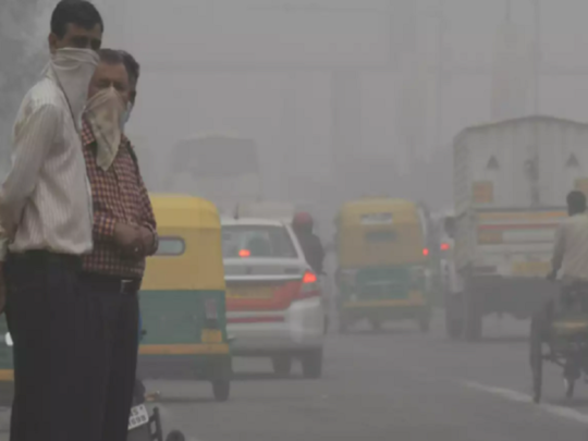 दिल्ली में घरों की हवा भी लोगों को बना रही है बीमार, सेफ लिमिट से 29 गुना तक अधिक प्रदूषण 