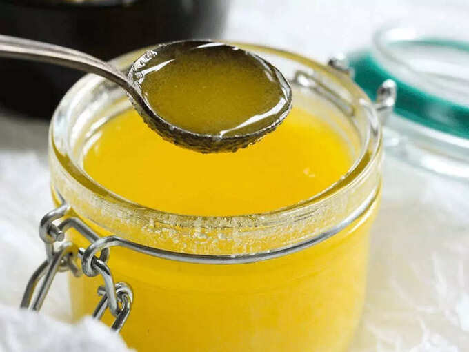 tips for dry lips: ghee for lips: உதடு ரொம்ப வறண்டு, வெடிச்சு இருக்கா... நெய்யை இப்படி தடவிக்கிட்டு வாங்க... ரோஜாப்பூ மாதிரி மாறிடும்... 3 samayam tamil Tamil News Spot