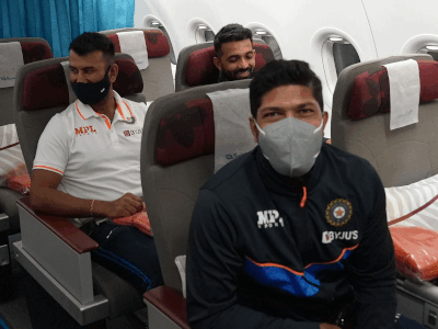 Virat Kohli Missing From Pictures: टीम इंडिया साउथ अफ्रीका दौरे पर हुई रवाना, तस्वीरों से गायब विराट कोहली, आखिर चल क्या रहा? 