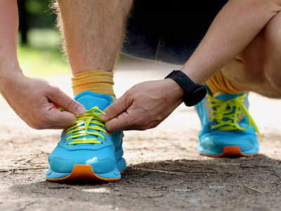 पहनने में आरामदायक और फिट रहेंगे ये Reebok से लेकर Adidas तक के Running Shoes, पर मिल रही है छूट का उठाएं फायदा 