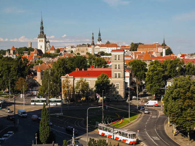 -estonia-in-hindi