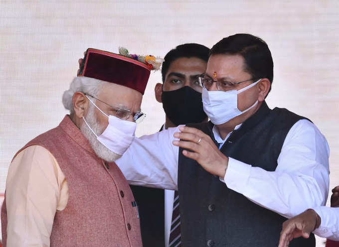 Dehradun: Prime Minister Narendra Modi with Uttarakhand CM Pushkar Singh Dhami