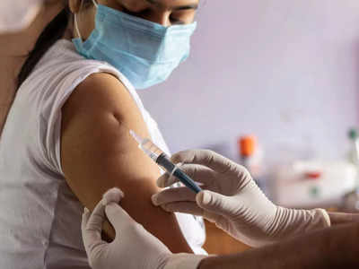 Corona Vaccination: 1.75 लाख किशोरों को लगेगी कोरोना वैक्सीन, अस्पताल में बनेंगे अलग काउंटर 