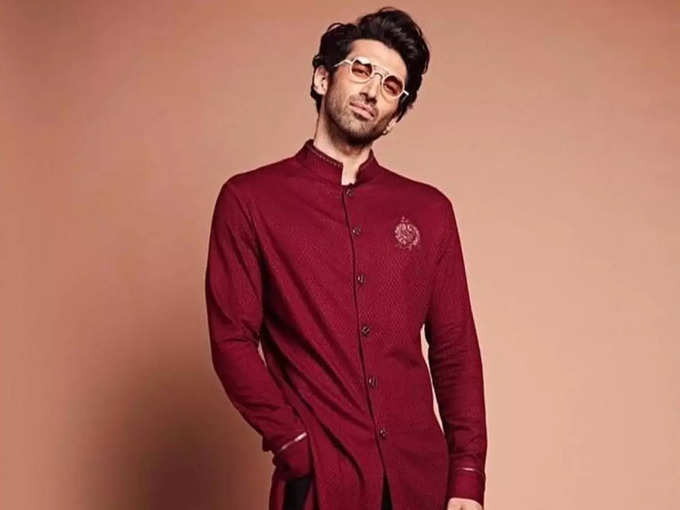 Aditya Roy Kapoor