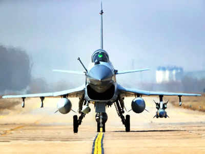 J-10: भारत के राफेल लड़ाकू विमान से डरा पाकिस्तान, चीन से खरीद रहा इजरायली कबाड़ 