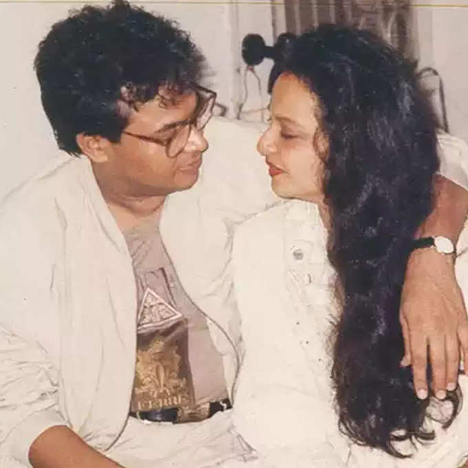 Mukesh Agarwal with Rekha - Photo: bombaymirror