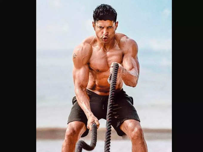 Farhan Akhtar 5