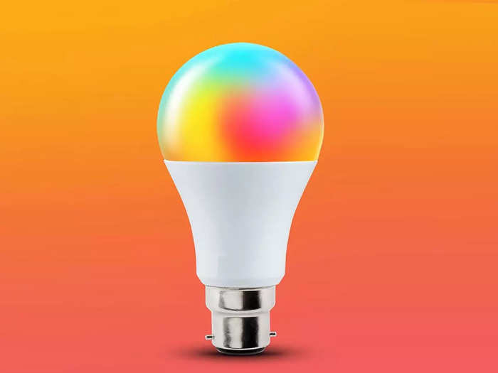 Led Light Bulbs : बेड पर बैठे-बैठे कंट्रोल होंगे यह कलरफुल स्मार्ट एलईडी बल्ब, 70% तक का मिल रहा है डिस्काउंट