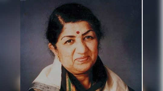 lata mangeshkar health update: त्यानंतर  लतादीदींनी लोकांना भेटणंही बंद केलं