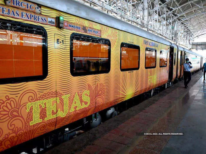 irctc reduces frequency of tejas express from 5 days to 3 days a week due to covid-19