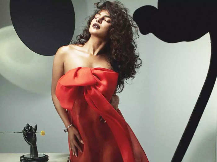 priyanka chopra jonas fashion is all about a blend of comfort-style and risk for vanity fair february 2022