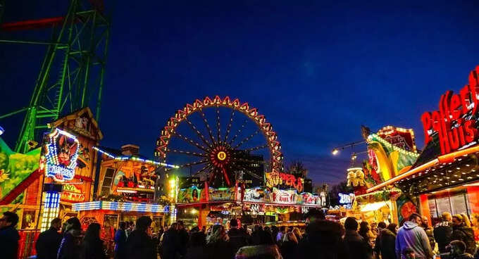 Have you ever been to these weird fairs in our country all year round? 3 ei samay