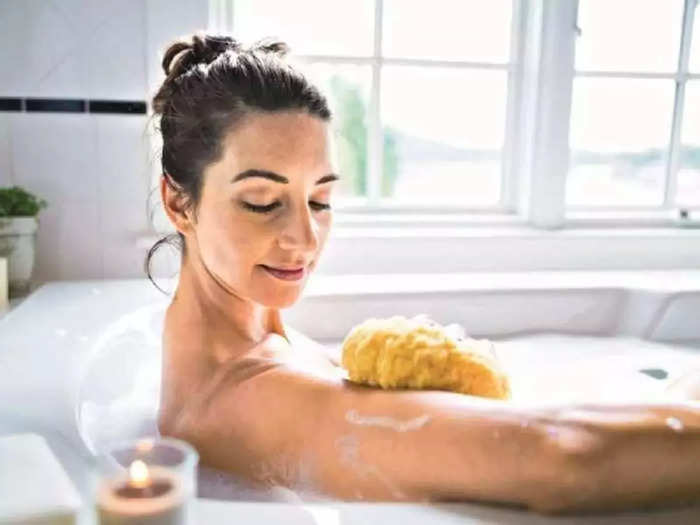 taking these 8 mistakes while bathing can cause skin diseases like psoriasis, dry skin, eczema.